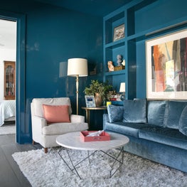 Sitting Room / High lacquer finish sitting room