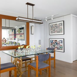 Mid-century Pied-a-Terre