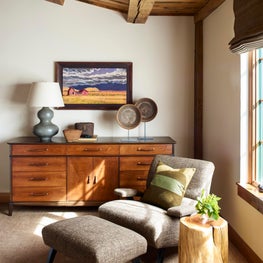Rustic Montana Retreat - Bedroom