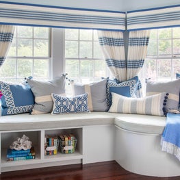 Beverly Farms, Massachusetts Girl's Bedroom