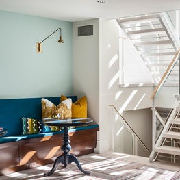 Park Slope Light House, Staircase and Lounge