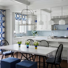 A family friendly kitchen designed to last. 