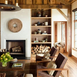 Rustic Montana Retreat - Living Room