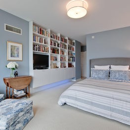 Evanston Condominium