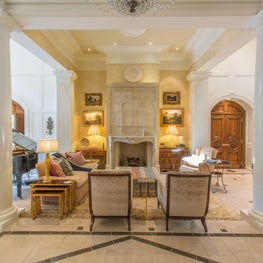 Mobile Country Club Renovation -  Seating Area