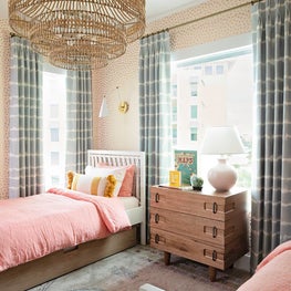 Fresh Hues:: A Waterfront Retreat