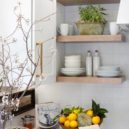 NAPA VALLEY SHOWHOUSE KITCHEN