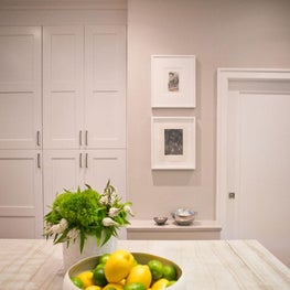 12th Street Townhouse/Modern Kitchen/Eat-In Kitchen Detail/Kitchen Hardware/Vignette