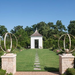 Garden and Tea House, Longwood Farm, Texas