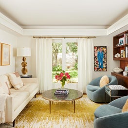 Quali-tea Time Living Room