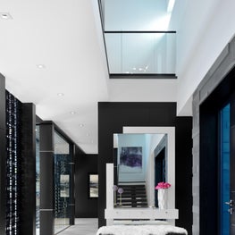 Hidden Gem - Couture Estate in Ramsey Lake