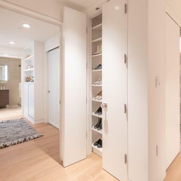 CITY CONDO IN THE SKY