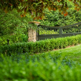 Club Drive - Arrival Gate