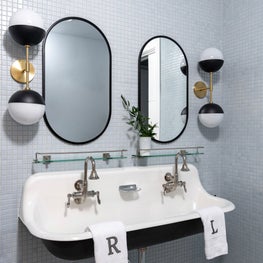 For this Jack and Jill bathroom, we selected timeless and durable finishes.