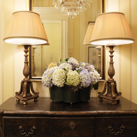 Nob Hill Highrise foyer