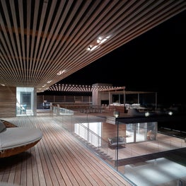 Ocean Deck House Upper Level Deck