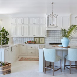 Kitchen by JMA Interior Design