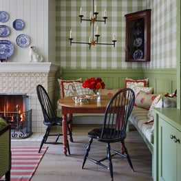 Three Barn Farm Breakfast Room. Chic farmhouse style with green gingham wallpaper.
