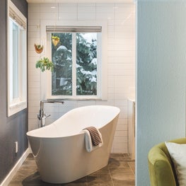 Modern Master Suite Vignette