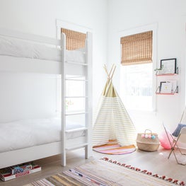 Bohemian Beach House - Girls' Bunk Room 