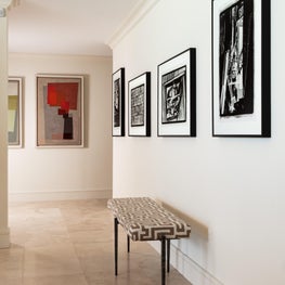 The ocean reef art gallery includes original art works and photography.