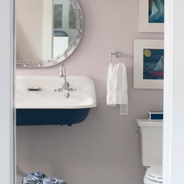 Navy and blue bathroom in an Avalon, NJ beach house