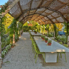 Outdoor dining terrace