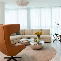 Miami Beach Oceanfront Lounge