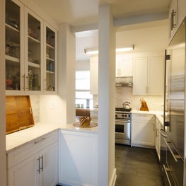 Award Winning Contemporary Apartment with Custom Cabinet and Kitchen