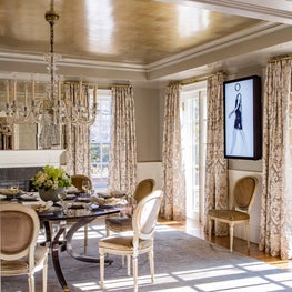 Lacquered Dining Room with Tea-paper Ceiling and Modern Art