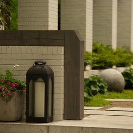 Atlanta - Mid-Century Courtyard Garden