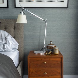 Mid-century Pied-a-Terre