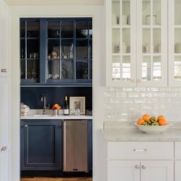 Butlers Pantry in Lacquered Blue Walls