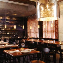 Young Huh Interiors - Cuerno