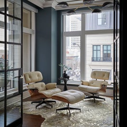 Modern Sophisticated Condo 