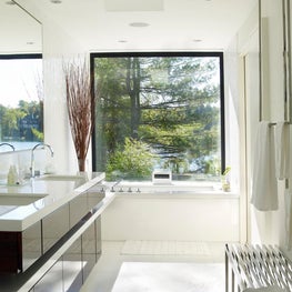 Lakefront Contemporary Bath