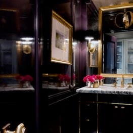 Stunning powder bath