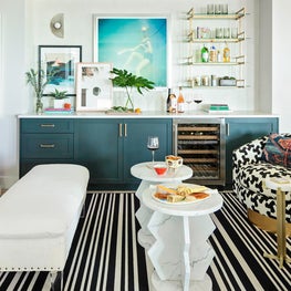 Fresh Hues:: A Waterfront Retreat