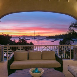 Villa Ardisia - Luxury Island Living