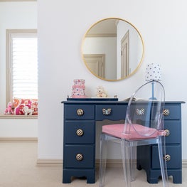 Mid-Century Melds with Modern