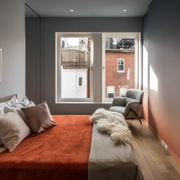 Upper East Side Townhouse, Guest Bedroom, permanent sunset