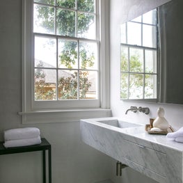 French Quarter / Bathroom