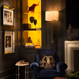 ShowHouse - Cigar room