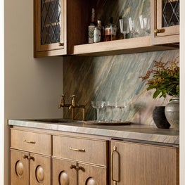 Ross Spanish Revival - Bar