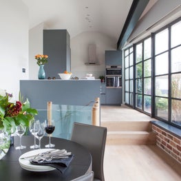 Kitchen diner, Butlers Wharf London, view from diner