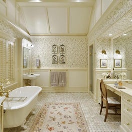WESTCHESTER RESIDENCE A Traditional Bathroom