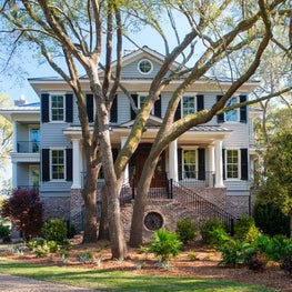 Riverside Federal Front Elevation and Porch