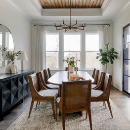 Organic & Modern Family-Friendly Nashville Dining Room