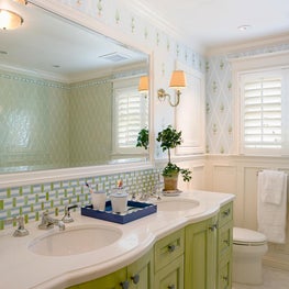 Pacific Heights Residence children's bathroom
