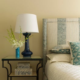 Russian Hill residence guest bedroom